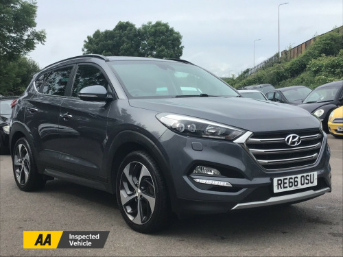 Hyundai Tucson  2.0 CRDi Premium SE SUV 5dr Diesel Manual 4WD Euro 6 (136 ps)