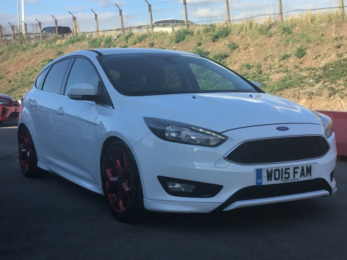 Ford Focus  1.0T EcoBoost Zetec S Hatchback 5dr Petrol Manual Euro 6 (s/s) (125 ps)