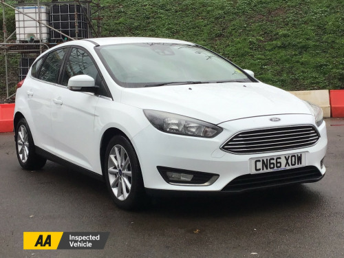 Ford Focus  1.5 TDCi Titanium Hatchback 5dr Diesel Manual Euro 6 (s/s) (120 ps)