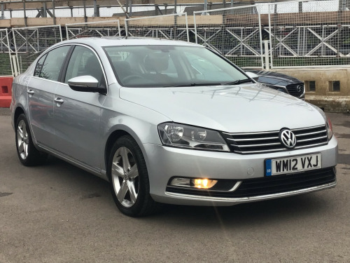 Volkswagen Passat  1.6 TDI BlueMotion Tech SE Saloon 4dr Diesel Manual Euro 5 (s/s) (105 ps) 