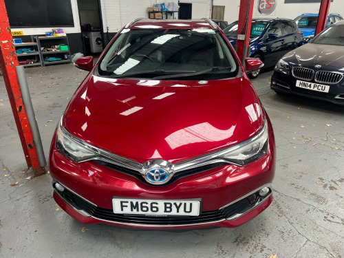 Toyota Auris  1.8 VVT-h Excel Touring Sports 5dr Petrol Hybrid CVT Euro 6 (s/s) (Safety S