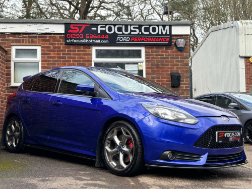 Ford Focus  2.0T ST-2 5dr ONLY 31,000 MILES! LOW OWNERS! FULL SERVICE HISTORY! 