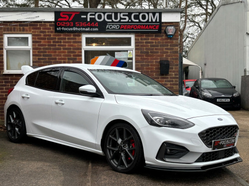Ford Focus  2.3 FOCUS ST. PERFORMANCE PACK, FULL SERVICE HISTORY DREAMSCIENCE STAGE 1, 