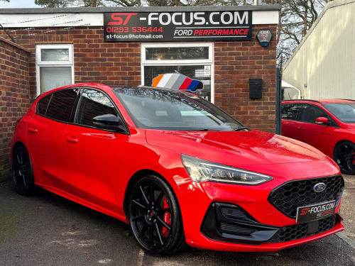 Ford Focus  2.3T EcoBoost ST TRACK PACK, FULL SERVICE HISTORY, PARKING PACK, HEAD UP DI 