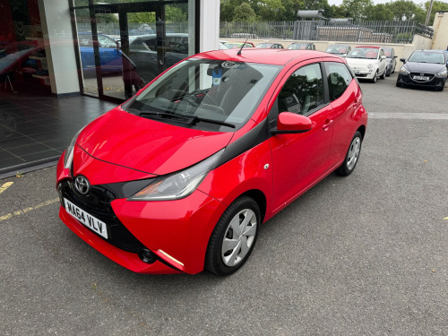 Toyota AYGO  1.0 VVT-i x-play Hatchback 5dr Petrol Manual Euro 5 Euro 5 (68 ps)