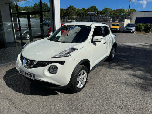 Nissan Juke  1.6 Visia SUV 5dr Petrol Manual Euro 6 (94 ps)