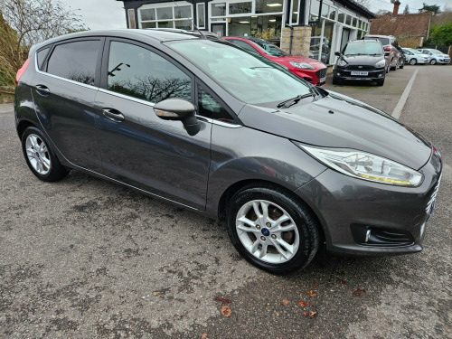 Ford Fiesta  ZETEC 5-Door