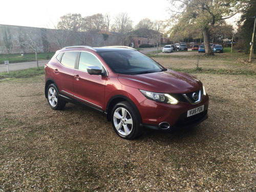 Nissan Qashqai  1.5 dCi n-tec+ SUV 5dr Diesel Manual 2WD Euro 5 (s/s) (110 ps)