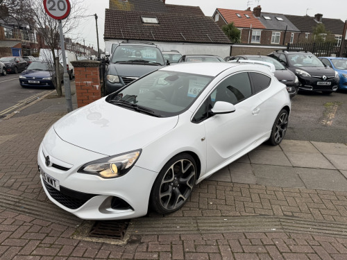 Vauxhall Astra  2.0T 16V VXR 3dr