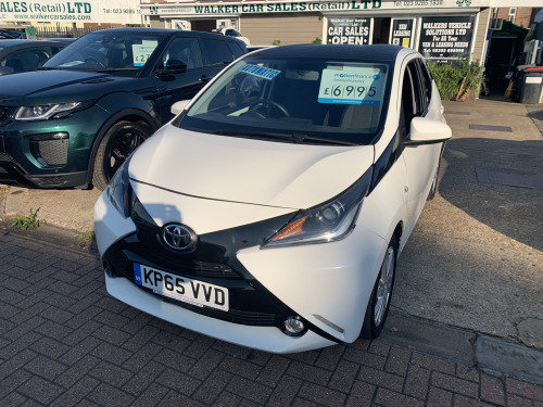 Toyota AYGO  1.0 VVT-i X-Pression 5dr x-shift