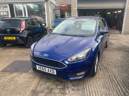 Ford Focus  1.6 Zetec Hatchback 5dr Petrol Powershift Euro 6 (125 ps)