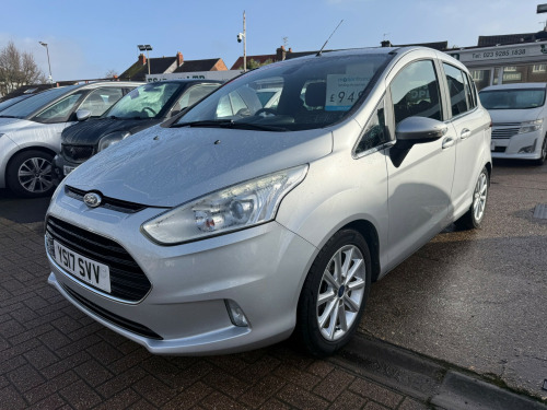 Ford B-Max  1.6 Titanium Navigator MPV 5dr Petrol Powershift Euro 6 (105 ps) 