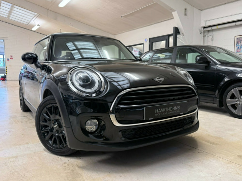 MINI Hatch  1.5 Cooper Classic Hatchback 3dr Petrol Manual Euro 6 (s/s) (136 ps)