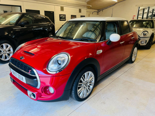 MINI Hatch  2.0 Cooper S Hatchback 5dr Petrol Auto Euro 6 (s/s) (192 ps) 
