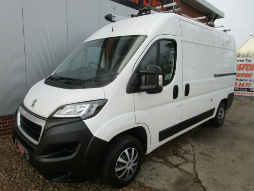 Peugeot Boxer  2.2 L2H2  MWB 335 PROFESSIONAL VAN AIR CON SAT NAV EURO 6 / ULEZ COMPLIANT