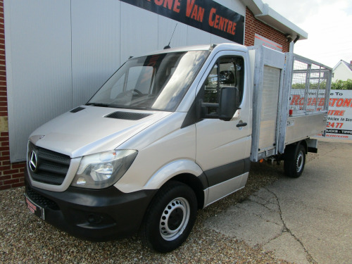 Mercedes-Benz Sprinter  313 CDI MWB SINGLE CAB CAGED TIPPER TRUCK WITH TOOL BOX