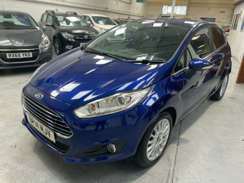 Ford Fiesta  1.0T EcoBoost Titanium Hatchback 5dr Petrol Manual Euro 5 (s/s) (125 ps)
