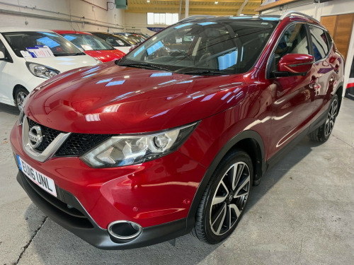 Nissan Qashqai  1.6 DIG-T Tekna SUV 5dr Petrol Manual 2WD Euro 6 (s/s) (163 ps)