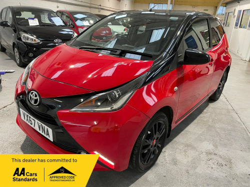Toyota AYGO  1.0 VVT-i x-cite 4 Red Bi-Tone Hatchback 5dr Petrol Manual Euro 6 (68 ps)