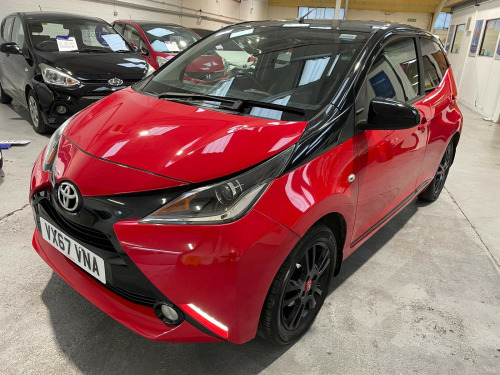 Toyota AYGO  1.0 VVT-i x-cite 4 Red Bi-Tone Hatchback 5dr Petrol Manual Euro 6 (68 ps)