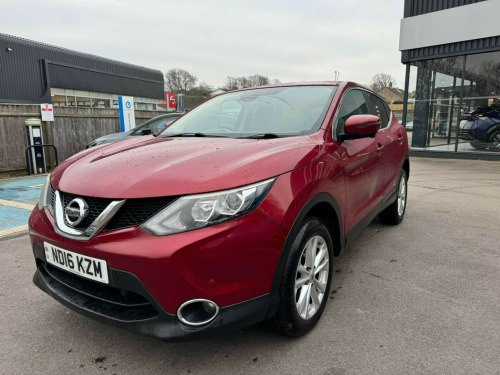 Nissan Qashqai  1.6 dCi N-Connecta SUV 5dr Diesel Manual 4WD Euro 6 (s/s) (130 ps)