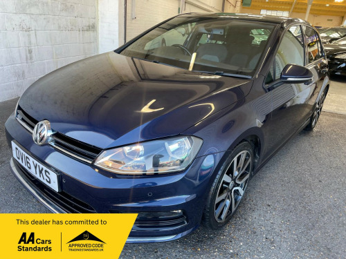 Volkswagen Golf  1.4 TSI BlueMotion Tech ACT R-Line Edition Hatchback 5dr Petrol Manual Euro