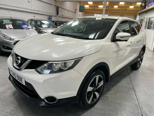 Nissan Qashqai  1.5 dCi n-tec SUV 5dr Diesel Manual 2WD Euro 5 (s/s) (110 ps)