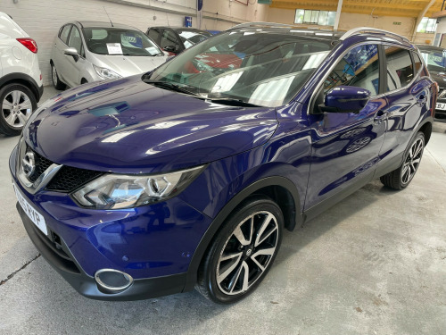 Nissan Qashqai  1.6 dCi Tekna SUV 5dr Diesel Manual 4WD Euro 5 (s/s) (130 ps)