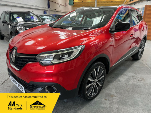 Renault Kadjar  1.3 TCe Signature Nav SUV 5dr Petrol Manual Euro 6 (s/s) (140 ps)