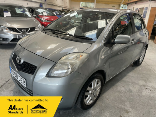 Toyota Yaris  1.3 VVT-i TR Hatchback 5dr Petrol Manual (141 g/km, 85 bhp)