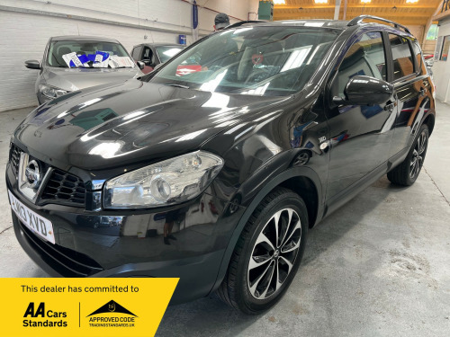 Nissan Qashqai  1.6 360 SUV 5dr Petrol CVT 2WD Euro 5 (117 ps)