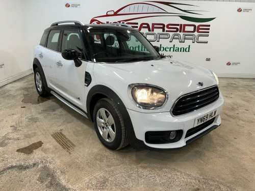 MINI Countryman  2.0 Cooper D Classic SUV 5dr Diesel Manual ALL4 Eu