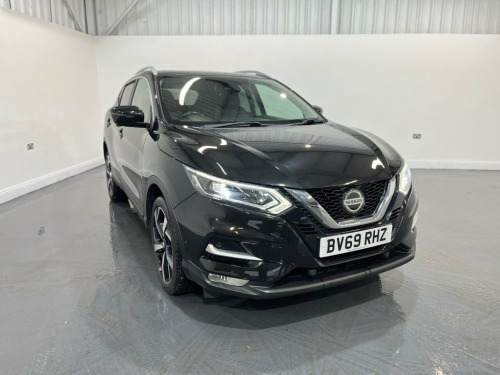 Nissan Qashqai  1.3 DIG-T Tekna SUV 5dr Petrol Manual Euro 6 (s/s) 
