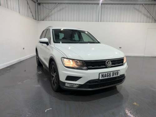 Volkswagen Tiguan  2.0 TDI BlueMotion Tech SE SUV 5dr Diesel Manual E 