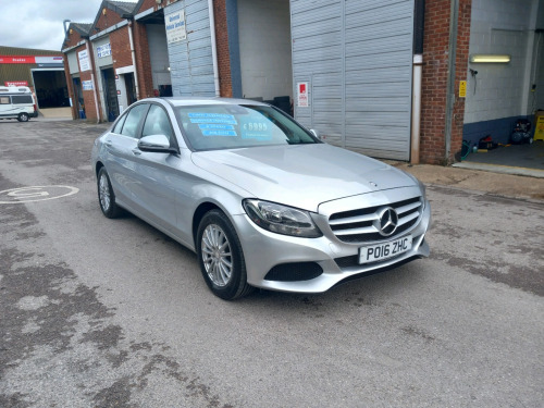 Mercedes-Benz C-Class C220 C220d SE 4dr