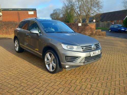 Volkswagen Touareg  3.0 TDI V6 BlueMotion Tech R-Line SUV 5dr Diesel Tiptronic 4WD Euro 6 (s/s) 