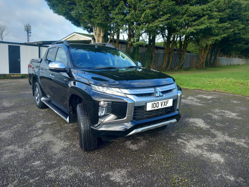 Mitsubishi L200  2.2 DI-D DC Warrior Pickup Double Cab 4dr Diesel Manual 4WD Euro 6 (s/s) (1 
