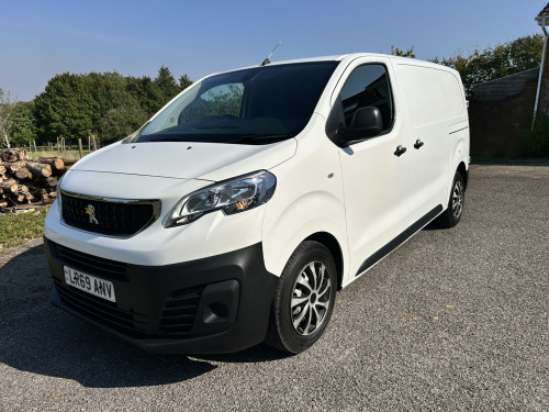 Peugeot Expert  2.0 BlueHDi 1400 Professional Standard Panel Van 6dr Diesel Manual MWB Euro