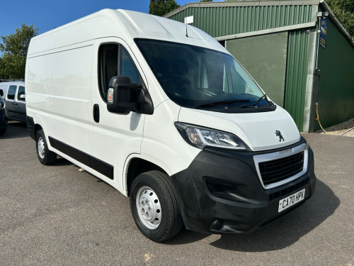 Peugeot Boxer  2.2 BlueHDi 335 Professional Panel Van 5dr Diesel Manual L2 H2 Euro 6 (s/s)