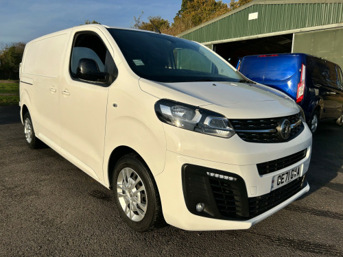 Vauxhall Vivaro  2.0 Turbo D 3100 Sportive Panel Van 5dr Diesel Manual L1 H1 Euro 6 (s/s) (1 