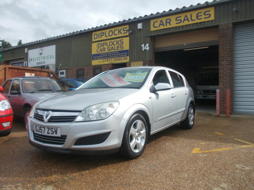 Vauxhall Astra  1.4i 16v Breeze Hatchback 5dr Petrol Manual (151 g/km, 89 bhp)