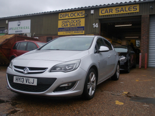 Vauxhall Astra  1.6 16v SRi Hatchback 5dr Petrol Manual Euro 5 (115 ps) 