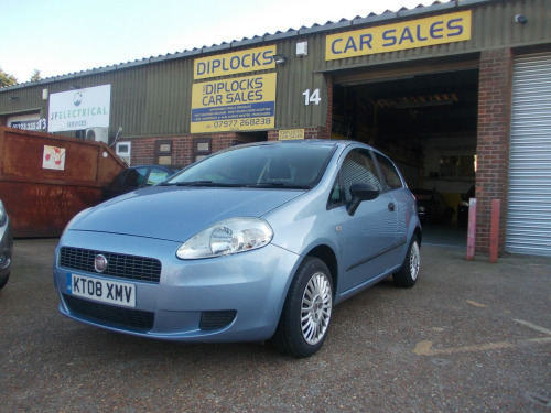 Fiat Grande Punto  1.2 Active White Hatchback 3dr Petrol Manual (139 g/km, 65 bhp) 
