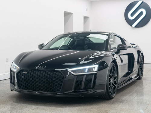 Audi R8  5.2 FSI V10 Plus Coupe 2dr Petrol S Tronic quattro Euro 6 (s/s) (610 ps)