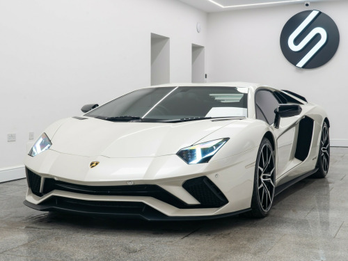 Lamborghini Aventador  6.5 V12 LP 740-4 S Coupe 2dr Petrol ISR 4WD Euro 6 (740 ps) 