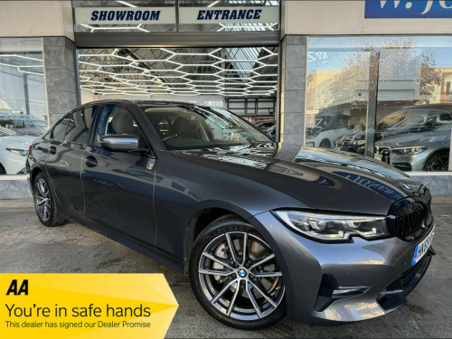 BMW 3 Series  2.0 330e 12kWh Sport Pro Saloon Petrol Plug-in Hybrid Auto Euro 6 (s/s) (29