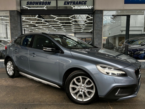 Volvo V40  1.5 T3 Pro Hatchback Petrol Auto Euro 6 (s/s) (152 ps) 5dr