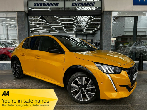 Peugeot 208  1.2 PureTech GT Hatchback Petrol Manual Euro 6 (s/s) (100 ps) 5dr