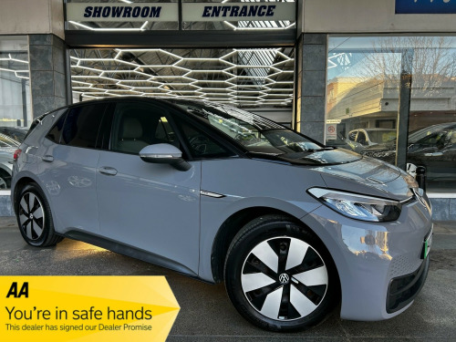Volkswagen ID.3  Pro 58kWh Life Hatchback Electric Auto (145 ps) 5dr 