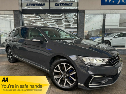 Volkswagen Passat  1.4 TSI 13kWh GTE Estate Petrol Plug-in Hybrid DSG Euro 6 (s/s) (218 ps) 5d